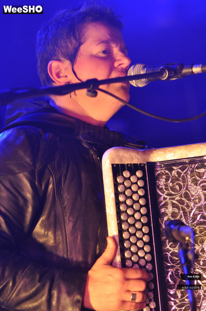 14/48 photos du spectacle Kiss & Bye