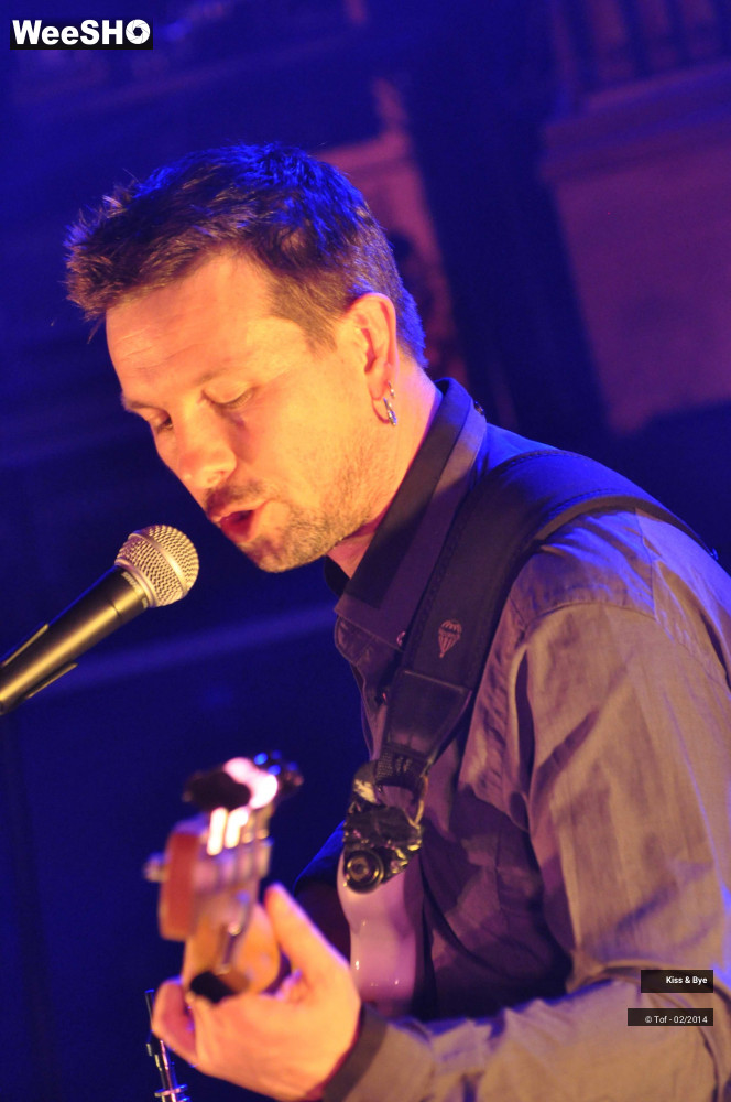 24/48 photos du spectacle Kiss & Bye