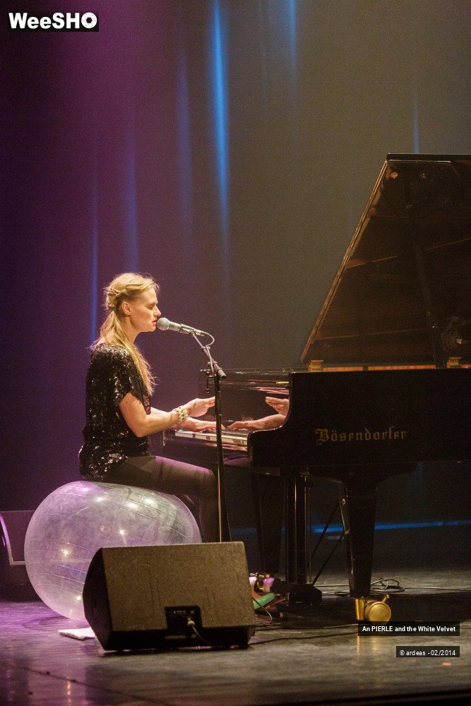 20/22 photos du spectacle An Pierlé