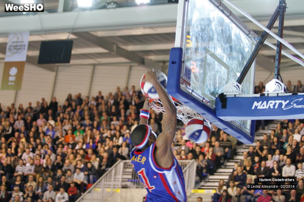 25/31 photos du spectacle Harlem Globetrotters
