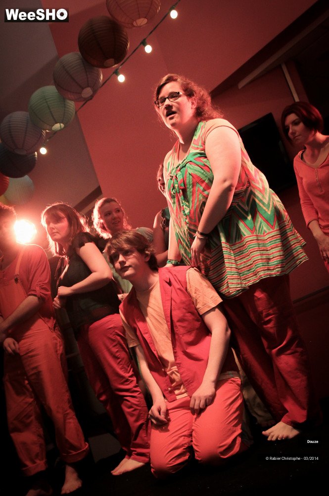 33/44 photos du spectacle Douze