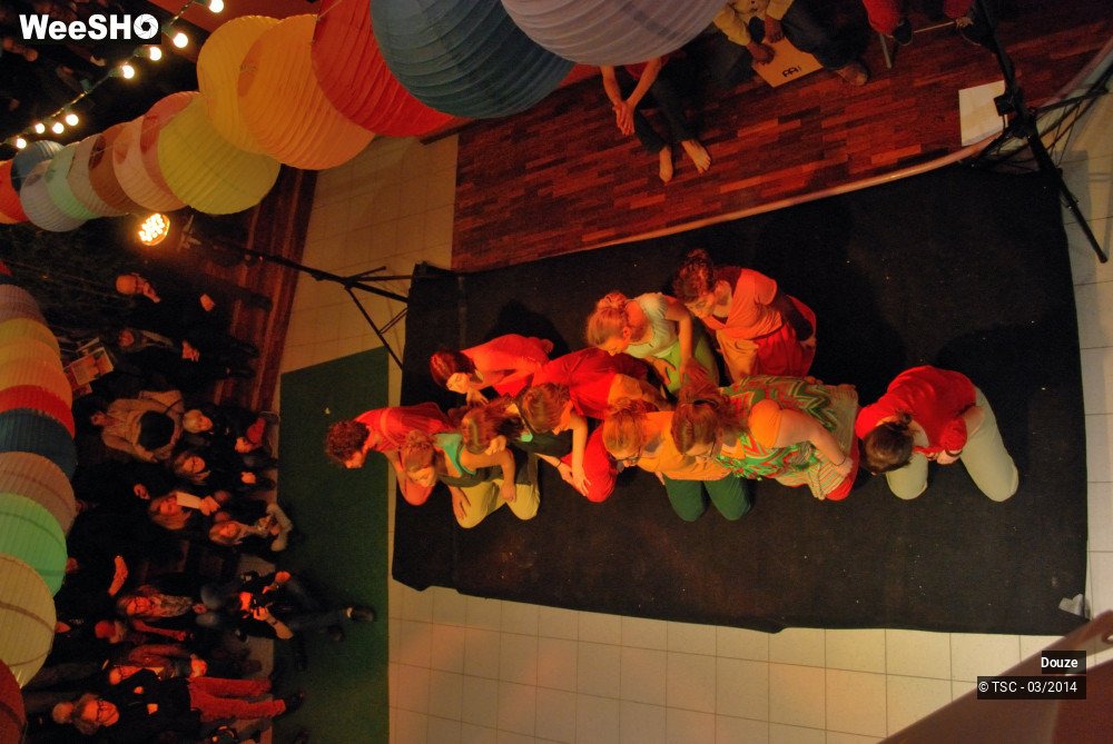 12/39 photos du spectacle Douze