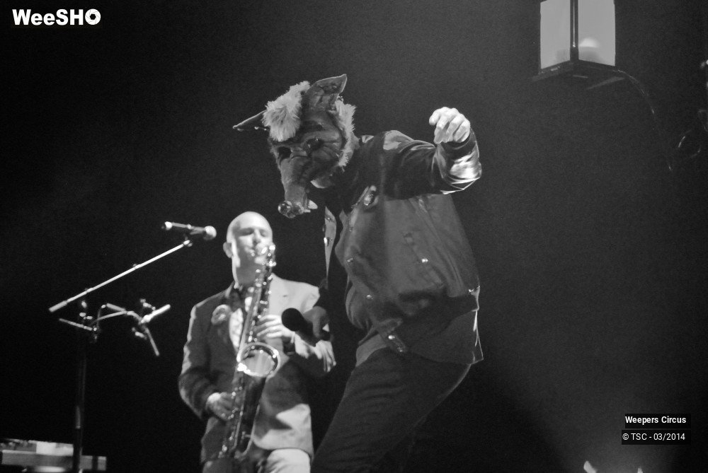 22/35 photos du spectacle Weepers Circus