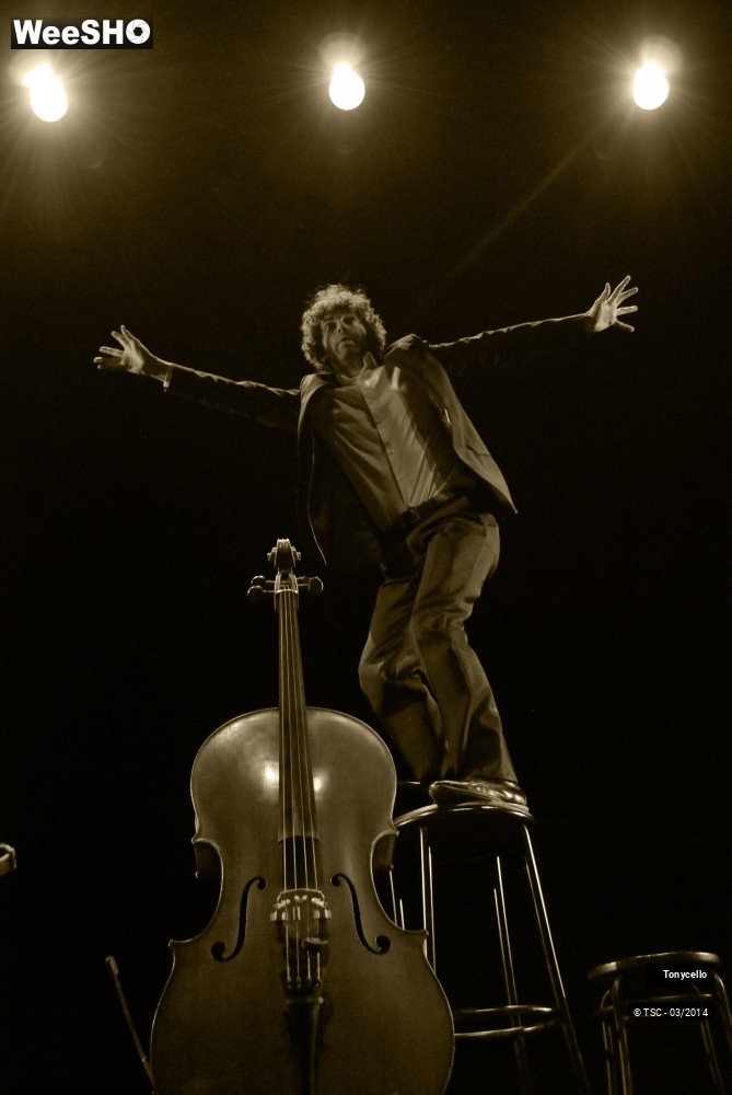 33/34 photos du spectacle Tonycello