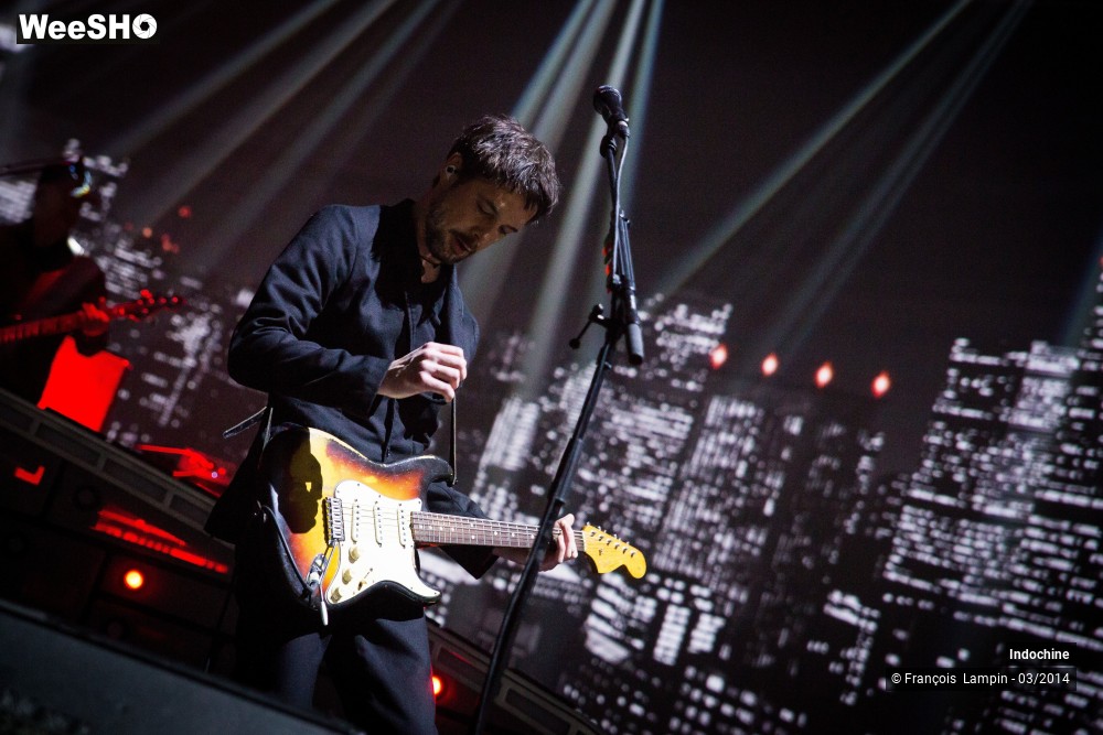 4/33 photos du spectacle Indochine
