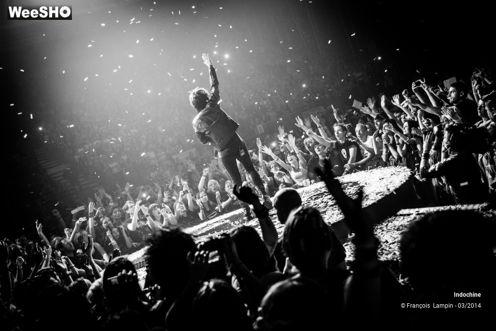 10/33 photos du spectacle Indochine