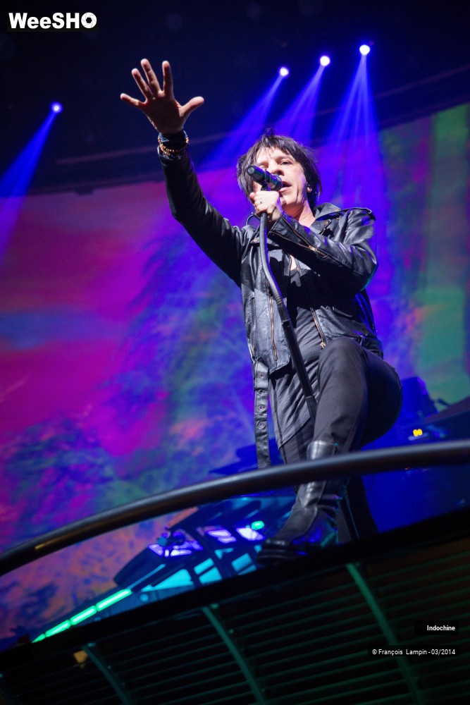 27/33 photos du spectacle Indochine