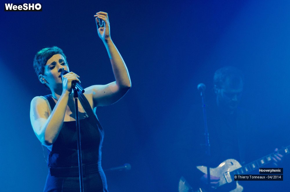 3/20 photos du spectacle Hooverphonic