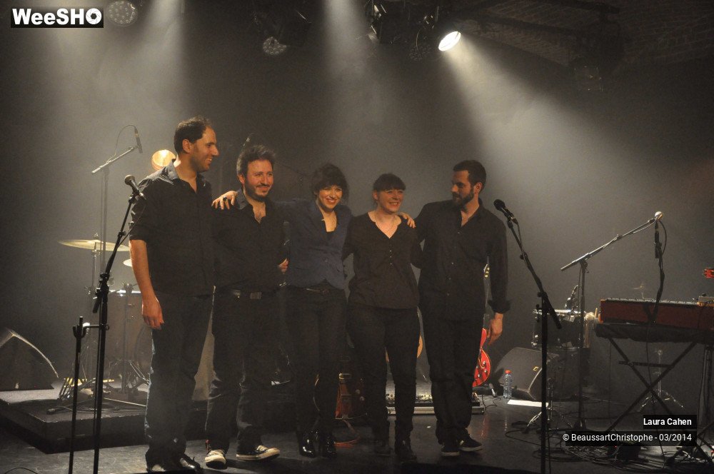 39/45 photos du spectacle Laura Cahen