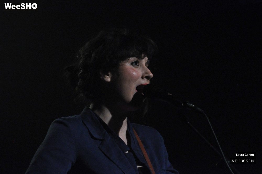7/45 photos du spectacle Laura Cahen