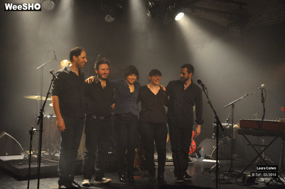 16/45 photos du spectacle Laura Cahen
