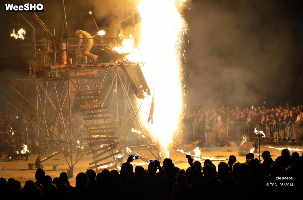 20/36 photos du spectacle La Fabrique