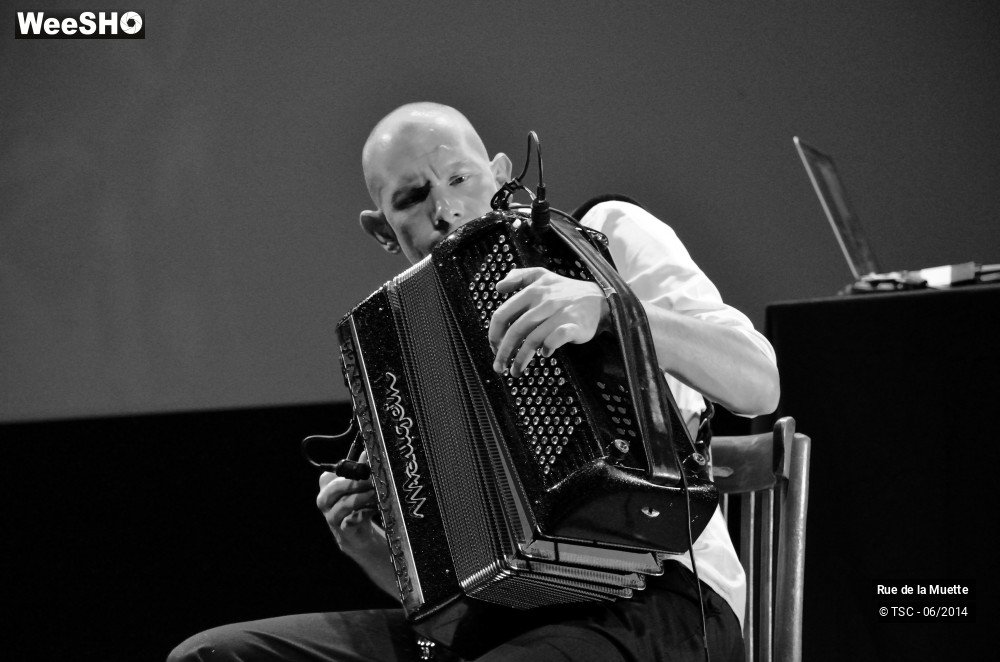 27/49 photos du spectacle Rue de la Muette
