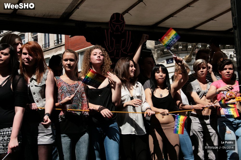 23/47 photos du spectacle Lesbian Gay Pride 2014