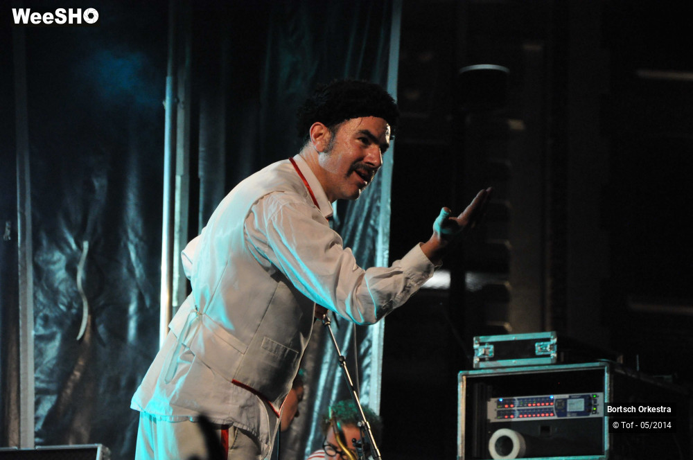 9/42 photos du spectacle Le Grand Bal du Bortsch Orkestra