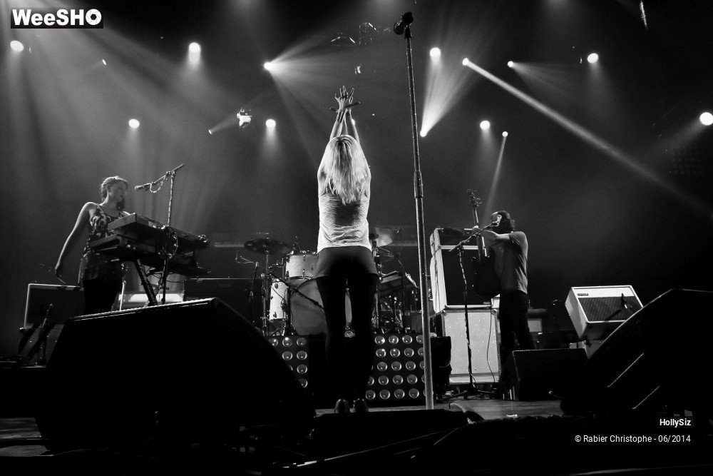 17/38 photos du spectacle HollySiz
