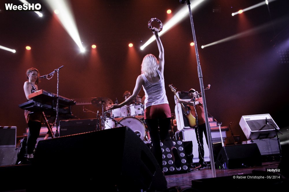 18/38 photos du spectacle HollySiz