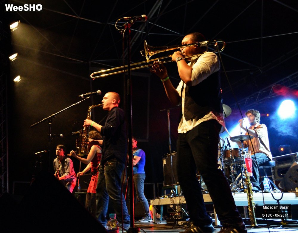 15/36 photos du spectacle Macadam Bazar