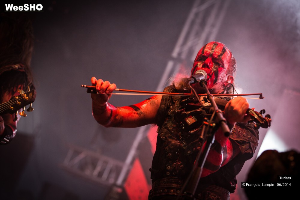 17/18 photos du spectacle Turisas