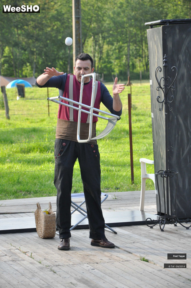 16/48 photos du spectacle Tuiles