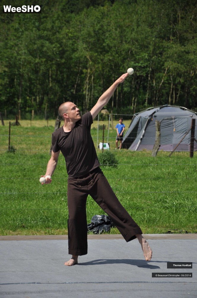 29/36 photos du spectacle Ako, petite pièce jonglée et gesticulée