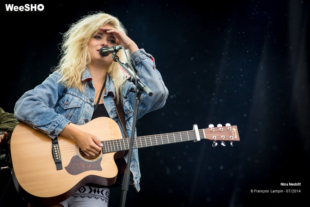 1/9 photos du spectacle Nina Nesbitt