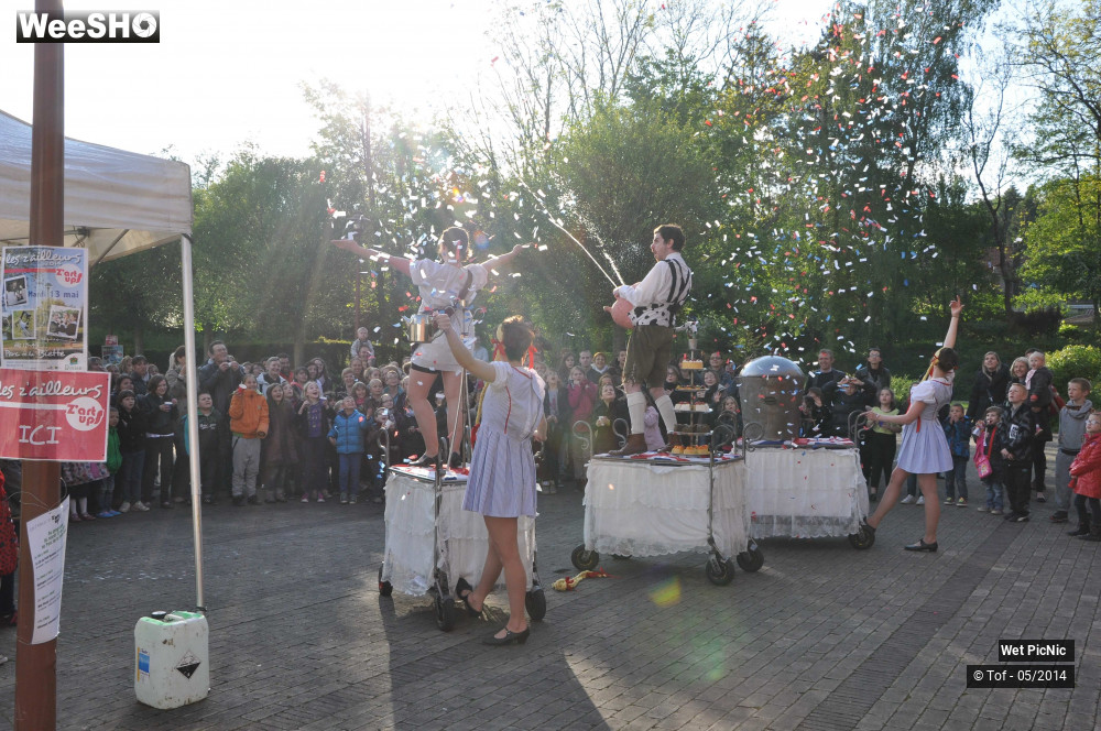 48/60 photos du spectacle Wet PicNic