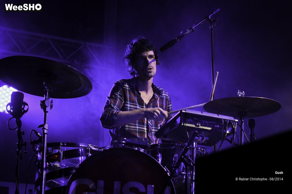 7/30 photos du spectacle Gush