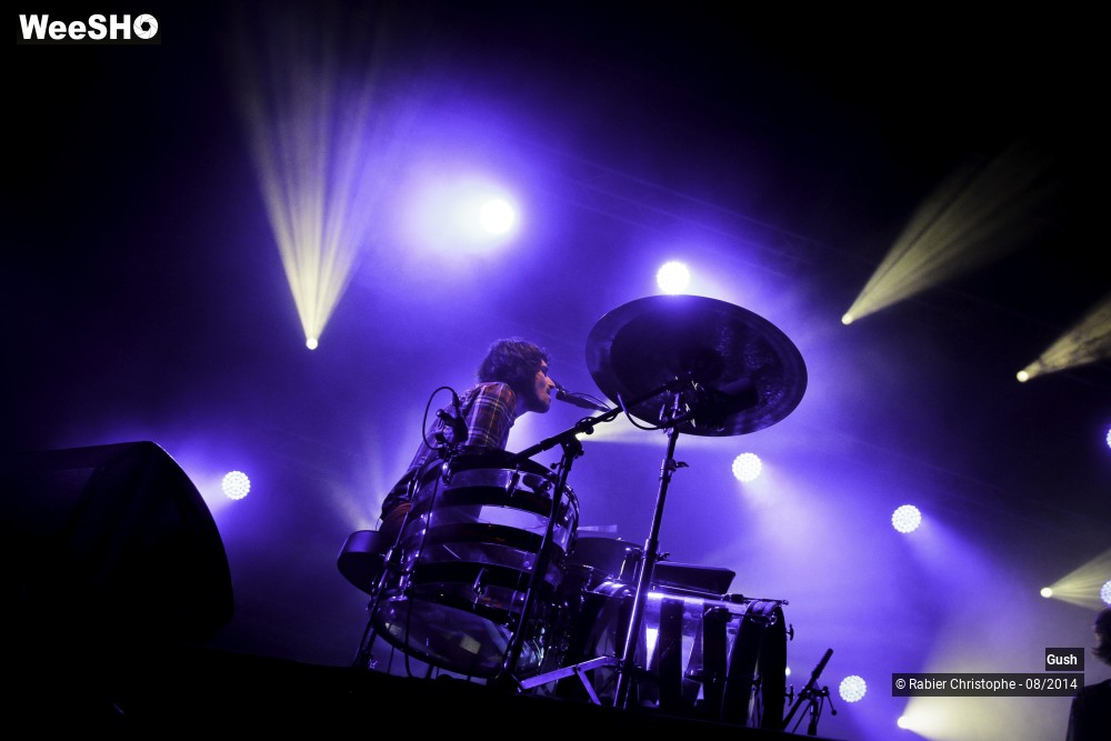 16/30 photos du spectacle Gush