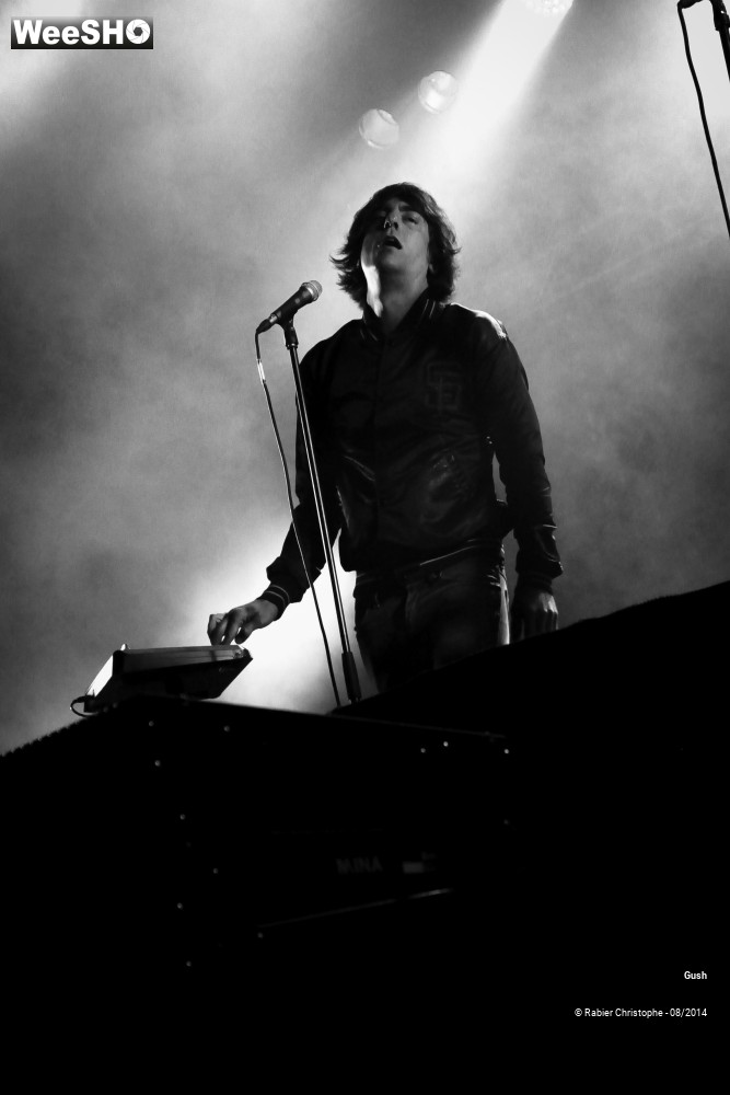23/30 photos du spectacle Gush