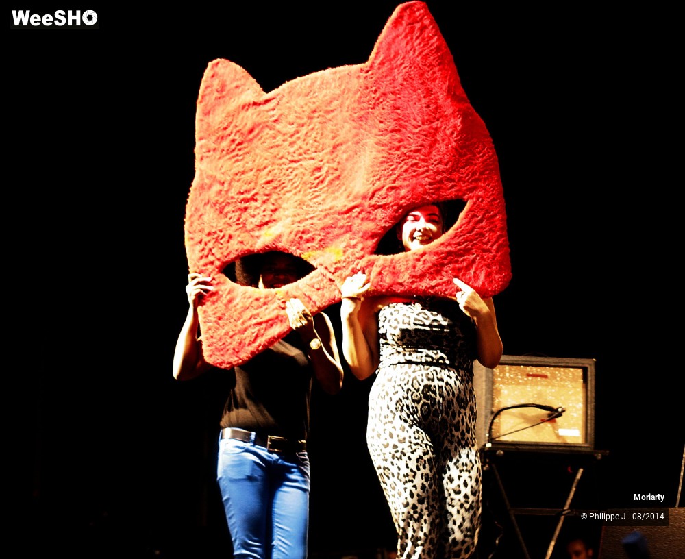 9/40 photos du spectacle Moriarty and Christine Salem