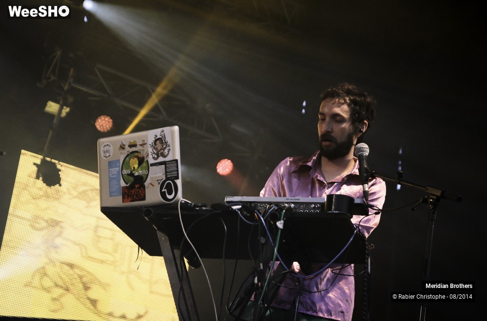 9/28 photos du spectacle Meridian brothers