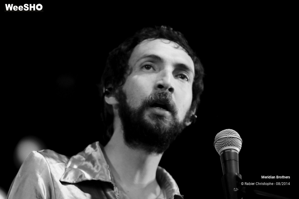 10/28 photos du spectacle Meridian brothers