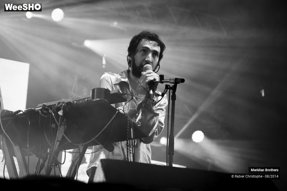 11/28 photos du spectacle Meridian brothers