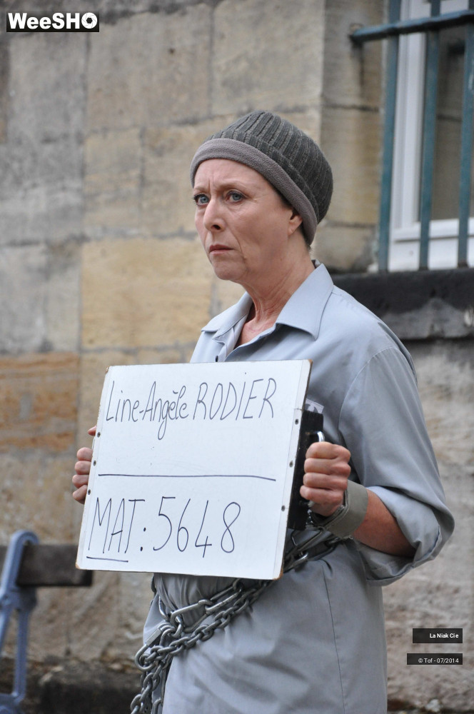 8/60 photos du spectacle Décret 412 / Opération Borderline