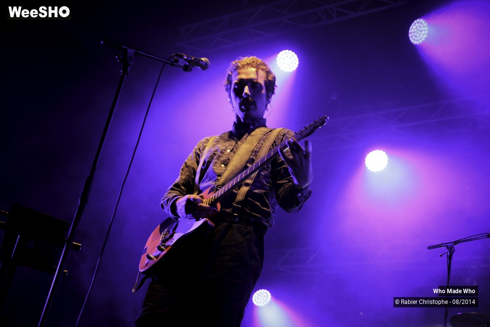 9/26 photos du spectacle Who made who