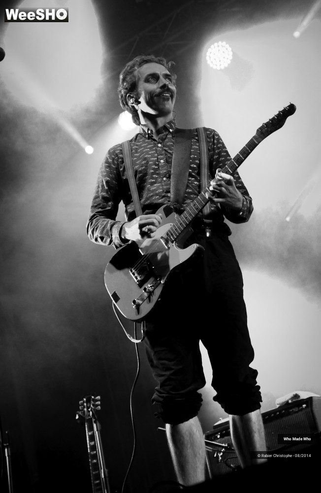 26/26 photos du spectacle Who made who