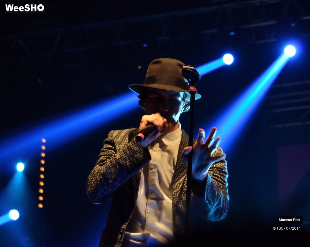 14/30 photos du spectacle Maxïmo Park