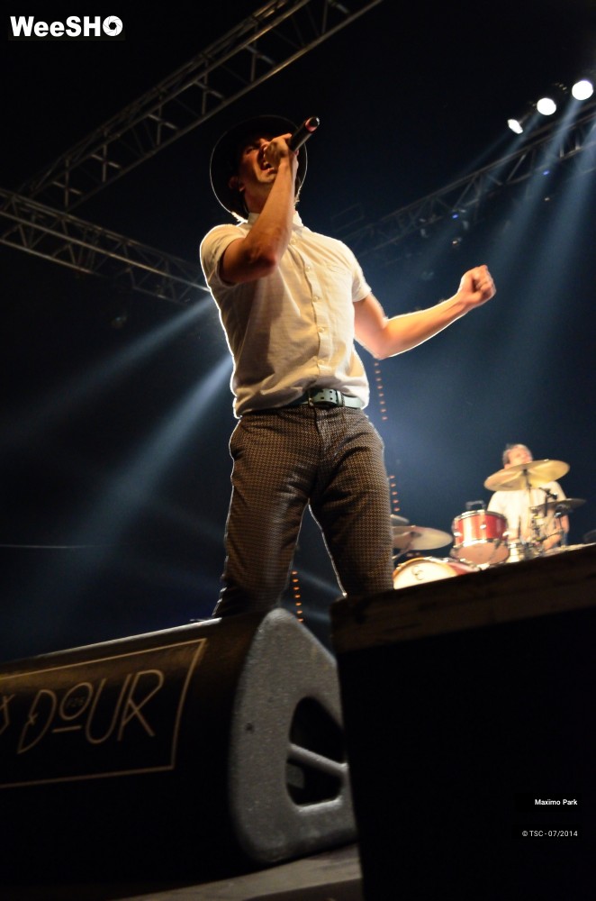 29/30 photos du spectacle Maxïmo Park