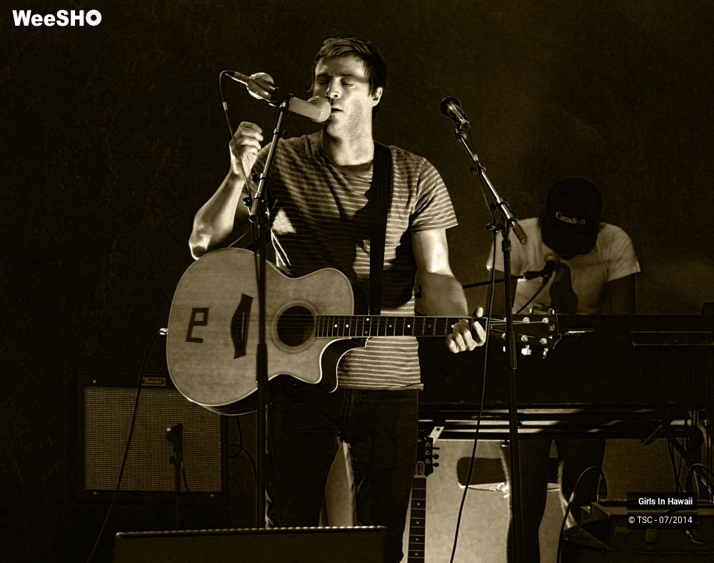 5/25 photos du spectacle Girls In Hawaii