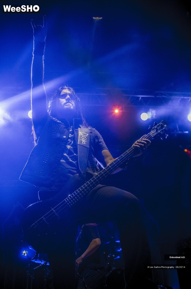 7/16 photos du spectacle Entombed A.D.