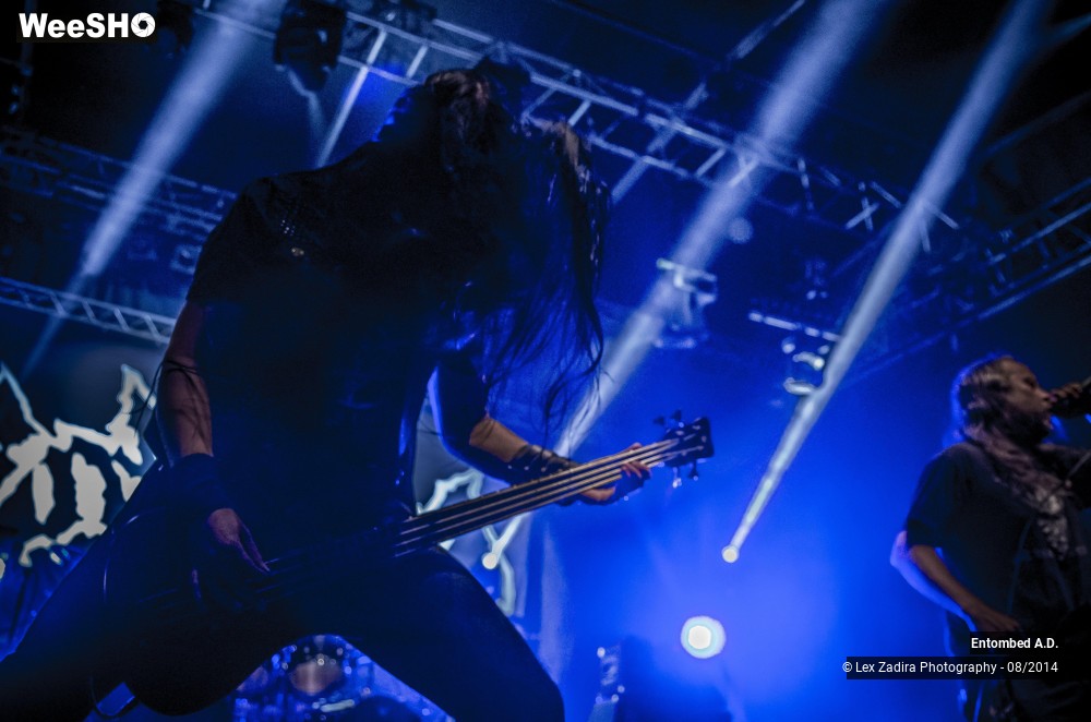 14/16 photos du spectacle Entombed A.D.