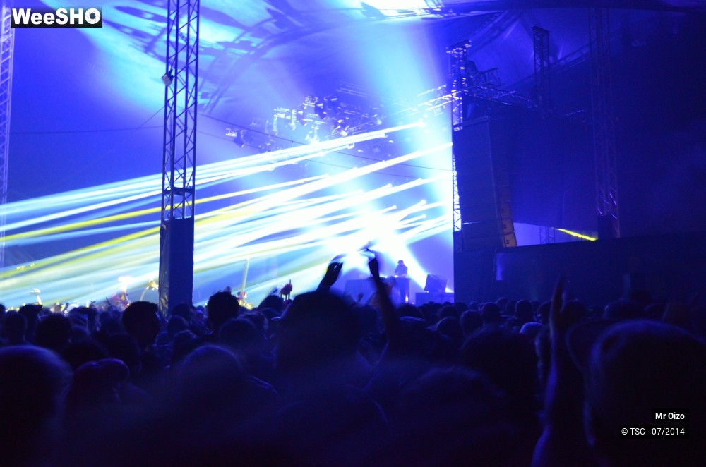 7/12 photos du spectacle Mr Oizo
