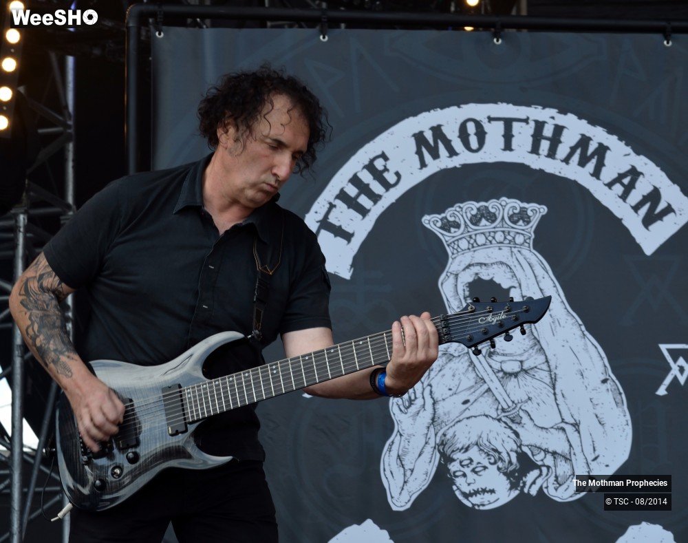 20/22 photos du spectacle The Mothman Prophecies