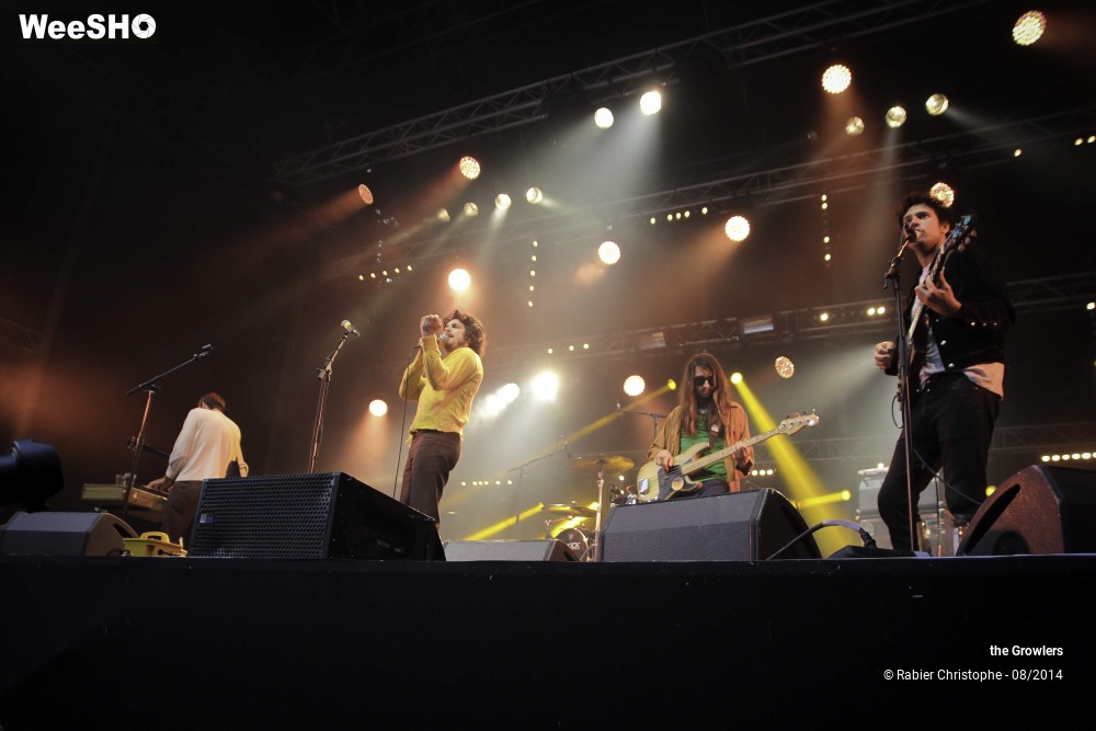 15/28 photos du spectacle The Growlers