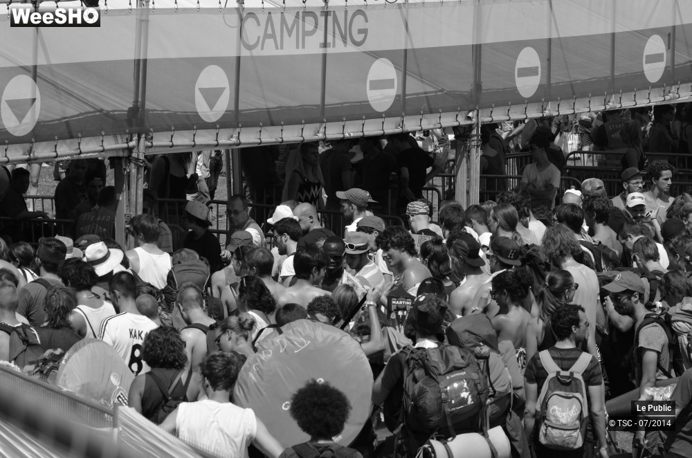 22/49 photos du spectacle Ambiance Festival de Dour 2014 Jour 1