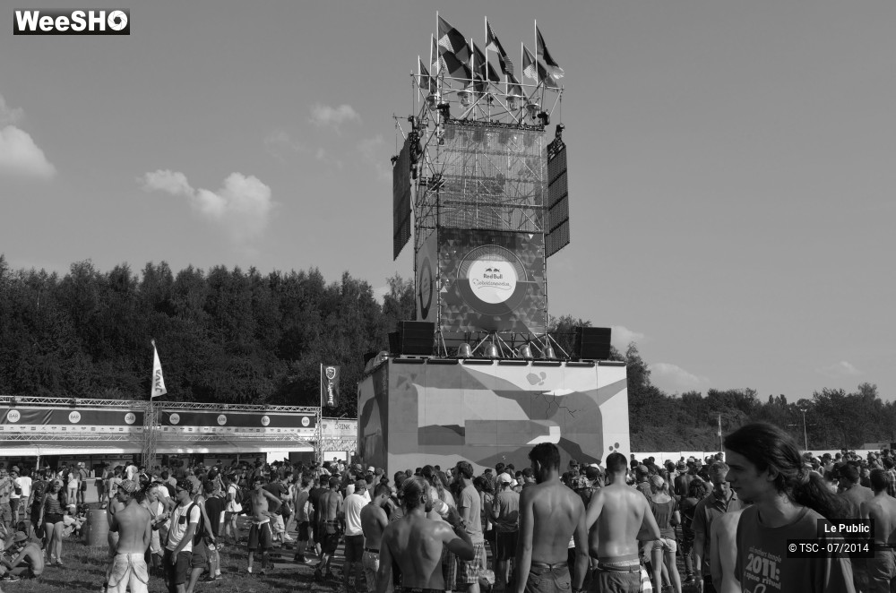 28/49 photos du spectacle Ambiance Festival de Dour 2014 Jour 1
