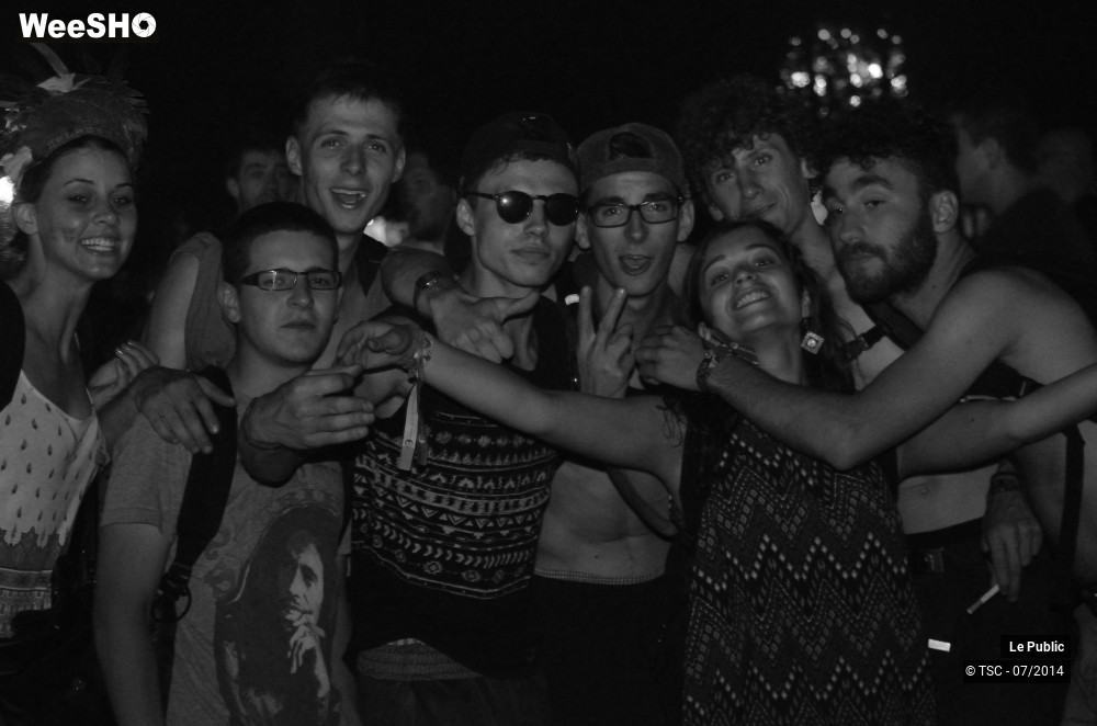33/49 photos du spectacle Ambiance Festival de Dour 2014 Jour 1