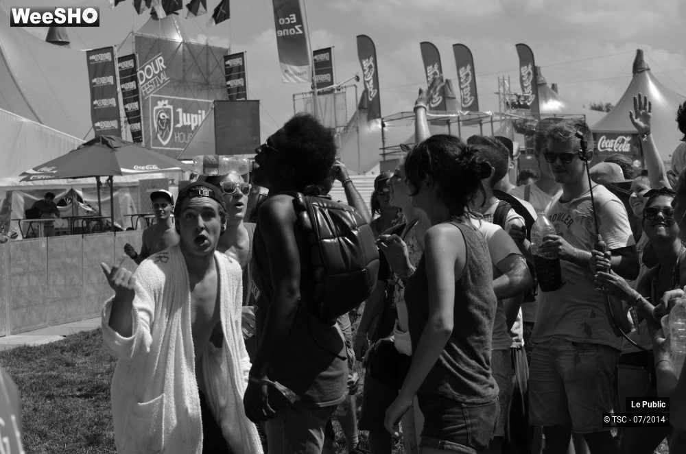 38/49 photos du spectacle Ambiance Festival de Dour 2014 Jour 1