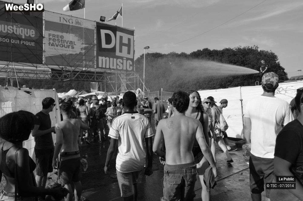 13/42 photos du spectacle Ambiance Festival de Dour 2014 Jour 2